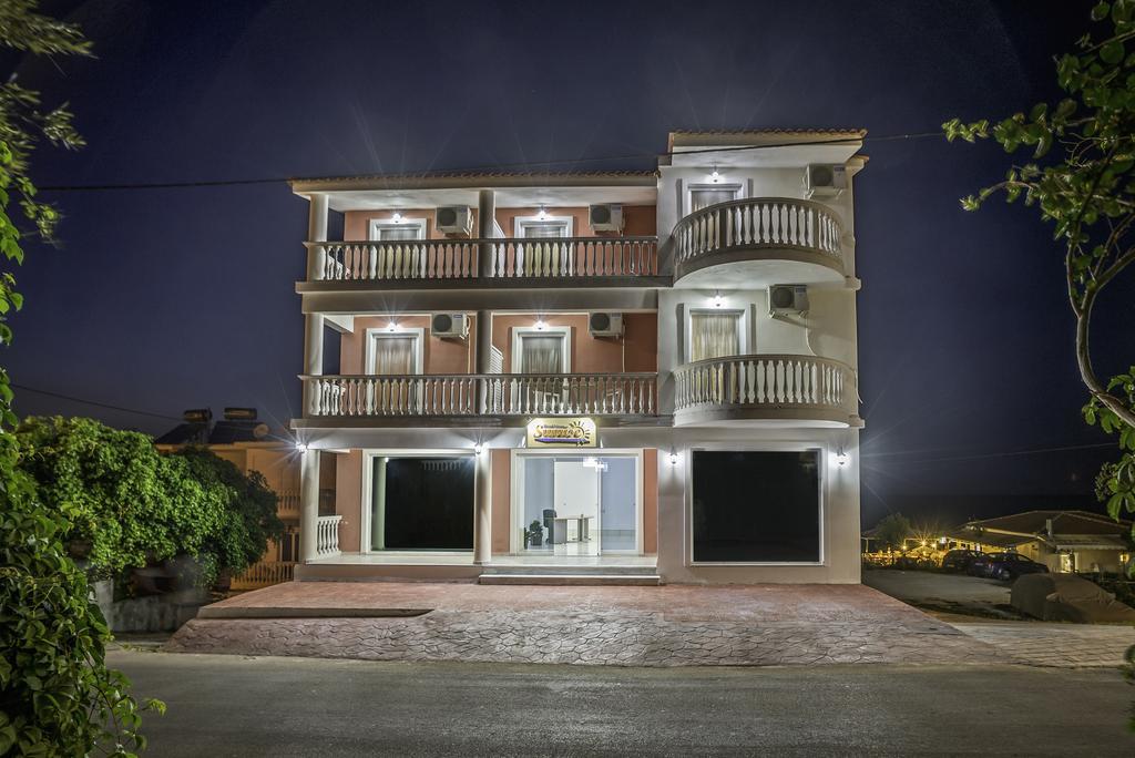 Sunrise Rent Rooms Amoudi Pokoj fotografie